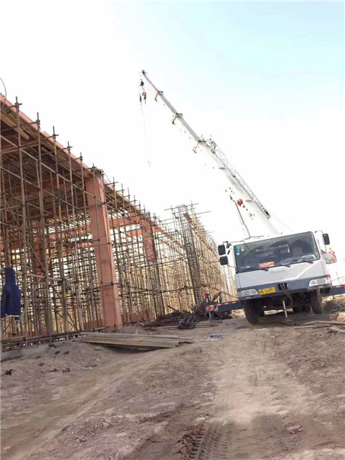 随州市吊车作业的安全注意事项有哪些？